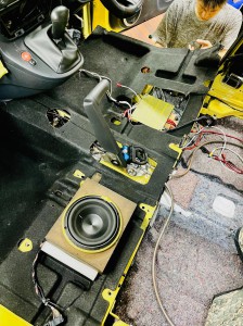 ヘリックス HELIX V-EIGHT ULTRA DSP PRO TWELVE ハイレゾ 3WAY 4WAY 2WAY マルチ　DSP内蔵　アンプ　音調整　カーオーディオ　DAP FLUC 音源 コンダクター　ツイーター　ミッドレンジ　サブウーハー　ミッドベース　デッドニング　Mercury Car Audio Audible Physics ROCKFORD FIIO KANGOO カングー　アンドロイドナビ　ハイレゾプレーヤー　デジタル出力　トスリンク　RAM2 K62