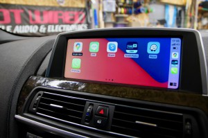 CIC BMW NBT 後付け　CarPlay ワイヤレス　ミラーリング　Android Auto 映像入力　ビデオ入力　iPhone カープレイ　650i 740i 5シリーズ　6シリーズ　3シリーズ　7シリーズ　525 535 335 320 bmw用