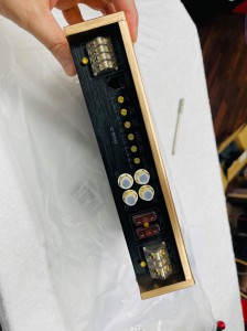 ヘリックス HELIX V-EIGHT ULTRA DSP PRO TWELVE ハイレゾ 3WAY 4WAY 2WAY マルチ　DSP内蔵　アンプ　音調整　カーオーディオ　DAP FLUC 音源 コンダクター　ツイーター　ミッドレンジ　サブウーハー　ミッドベース　デッドニング　Mercury Car Audio Audible Physics ROCKFORD FIIO KANGOO カングー　アンドロイドナビ　ハイレゾプレーヤー　デジタル出力　トスリンク　RAM2 K62 アウターバッフル　インナーバッフル C800 モノラルアンプ