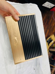 ヘリックス HELIX V-EIGHT ULTRA DSP PRO TWELVE ハイレゾ 3WAY 4WAY 2WAY マルチ　DSP内蔵　アンプ　音調整　カーオーディオ　DAP FLUC 音源 コンダクター　ツイーター　ミッドレンジ　サブウーハー　ミッドベース　デッドニング　Mercury Car Audio Audible Physics ROCKFORD FIIO KANGOO カングー　アンドロイドナビ　ハイレゾプレーヤー　デジタル出力　トスリンク　RAM2 K62 アウターバッフル　インナーバッフル C800 モノラルアンプ