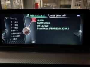 bmw 純正ナビ　not evo cic 後付け　CarPlay カープレイ　ワイヤレス　ミラーリング youtube google グーグルマップ　ミニ mini 適合確認　HOT WIRED ホットワイヤード