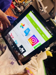 マカン　ナビ交換　純正ナビ　クラリオン　アンドロイド　CarPlay テスロイド  ハイスペック　10.2 10.4 12.5 バックカメラ　etc スピーカー交換　bose ボーズサウンド　HOT WIRED ホットワイヤード　グーグルマップ　Youtube