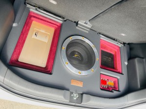 ホットワイヤード　カーオーディオ  ユーザー車両　優勝車両　試聴会　専門店　DSP ハイエンド　ハイファイ　
