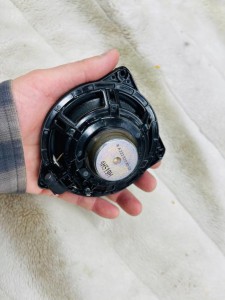 ベンツ純正ブルメスター　スピーカー交換　ツイーター交換　音質向上　デッドニング　3Dツイーター　ホットワイヤード