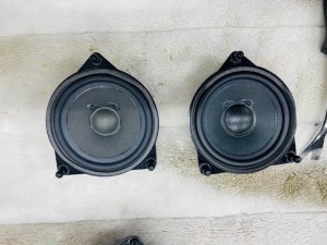 ベンツ純正ブルメスター　スピーカー交換　ツイーター交換　音質向上　デッドニング　3Dツイーター　ホットワイヤード