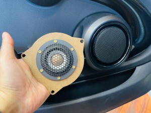 BMW MINI ミニ　カーオーディオ  ナビ　CarPlay スピーカー交換　ツイーター　音質向上　名古屋　カーオーディオ専門店　HOT WIRED Audible Physics RAM2