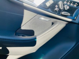 ジャガー MERIDIAN JAGURE メリディアン　スピーカー交換　ツイーター　音質向上　カーオーディオマ　CarPlay パワーアンプ