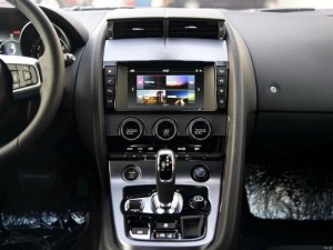 ランドローバー　レンジローバー　後付けCarPlay カープレイ　ワイヤレス　ミラーリング　Android Auto Youtube グーグル　アマゾン　iPhone