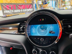 ナビなし BMW MINI ミニ　CarPlay カープレイ　純正ナビ　BMW純正ナビ　コーディング　インストール