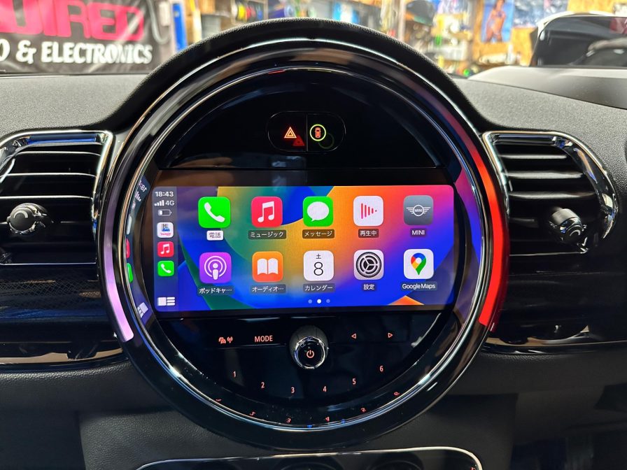 F55 BLACK LINE BMW MINI 純正CarPlayを後付けでインストール／カープレイ有効化コーディングのご紹介