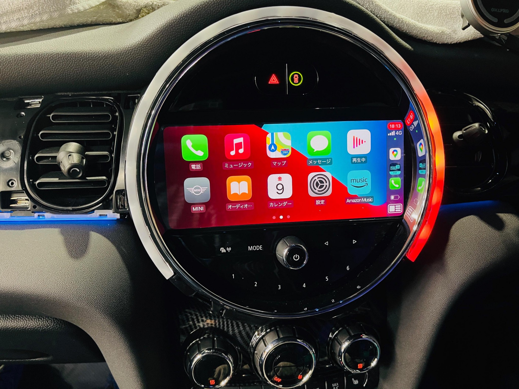 F55 BLACK LINE BMW MINI 純正CarPlayを後付けでインストール／カープレイ有効化コーディングのご紹介