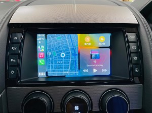 ジャガー　後付けCarPlay カープレイ　ワイヤレス　Android Auto ミラーリング カメラ入力　外部入力　フロントカメラ　iPhone Bluetooth Wi-Fi ジャガー純正　純正ナビ　JAGUAR F-TYPE グーグルマップ　ライン　ヤフーカーナビ　Youtube ユーチューブ