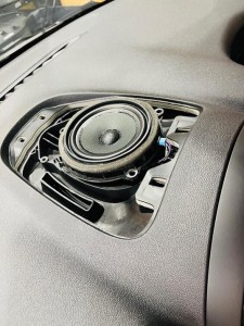bmw,mini,harman,ミニ,純正ナビ,センタースピーカー, スピーカー交換,ツイーター,後付けCarPlay,ミラーリング,ワイヤレス,Audible Physics,ram2,2インチ,3インチ,フルレンジスピーカー,80mm,70mm,50mm,Mercury Car Audio,HOT WIRED,f54,f56,f57,f60,r60