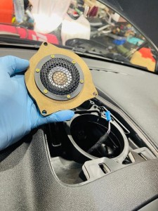 bmw,mini,harman,ミニ,純正ナビ,センタースピーカー, スピーカー交換,ツイーター,後付けCarPlay,ミラーリング,ワイヤレス,Audible Physics,ram2,2インチ,3インチ,フルレンジスピーカー,80mm,70mm,50mm,Mercury Car Audio,HOT WIRED,f54,f56,f57,f60,r60