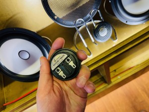 ベトナム　EMMA VIETNAM HO CHI MINH Audible Physics SAIGON サイゴン　カーオーディオ　コンテスト　技術セミナー DSPの使い方　音調整　サウンドチューニング　セミナー