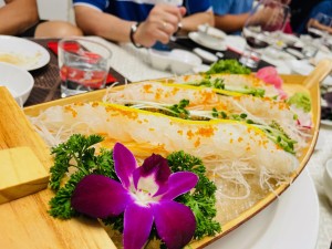 ベトナム　EMMA VIETNAM HO CHI MINH Audible Physics SAIGON サイゴン　カーオーディオ　コンテスト　技術セミナー DSPの使い方　音調整　サウンドチューニング　セミナー　AUTOBIS