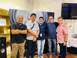 ベトナム　EMMA VIETNAM HO CHI MINH Audible Physics SAIGON サイゴン　カーオーディオ　コンテスト　技術セミナー DSPの使い方　音調整　サウンドチューニング　セミナー