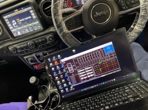 JL WRANGLER ラングラー JEEP ジープ　スピーカー交換　ダッシュボード　2インチ　3インチ  KICKER 音質向上　Audible Physics ツイーター取付　純正ナビ