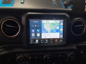 ジープ　純正ナビ　動画再生　動画視聴　JEEP ラングラー JL WRANGLER YOUTUBE NETFLIX ネットフリックス　プライムビデオ　CarPlay カープレイ　ワイヤレス　アンドロイドBOX ANDRODI AI BOX アンドロイド　S40　iPhone