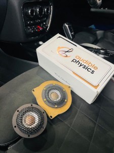 BMW ミニ　ドアスピーカー交換　ツイーター　センタースピーカー　Audible Physics RAM2 80mm 50mm 2インチ  3インチ  音質向上　ホットワイヤード