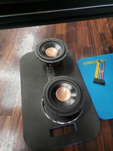 Audible Physics RG6.1PRO 偏心コーン　ハイエンドカーオーディオ　EMMA 優勝車両 スピーカー 2WAYセパレート　大型ツイーター　ミッドベース　オーディブルフィジックス　ホットワイヤード　コンテスト
