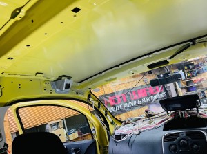 カングー　エアコン　冷える　効きを良くする　クーラーバッグ　デッドニング　断熱　断熱材　遮熱　防音　防振　遮音　吸音　ルーフの断熱　フロアーの断熱　KANGOO ルノー　キャンピングカー　スタイロフォーム　ファイバー　HOT WIRED 名古屋　ホットワイヤード　快適化　車内　