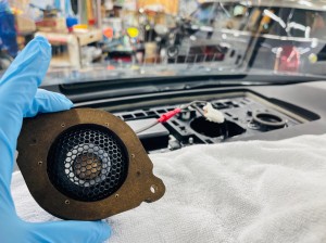 CX-8 CX-5 マツダ純正 BOSE ボーズ　スピーカー交換　センタースピーカー　音質向上　音質改善　ボーズサウンド　センターポイント