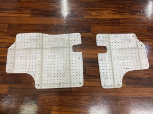 カングー　エアコン　冷える　効きを良くする　クーラーバッグ　デッドニング　断熱　断熱材　遮熱　防音　防振　遮音　吸音　ルーフの断熱　フロアーの断熱　KANGOO ルノー　キャンピングカー　スタイロフォーム　ファイバー　HOT WIRED 名古屋　ホットワイヤード　快適化　車内　