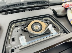 CX-60 マツダ純正 BOSE スピーカー交換　音質向上　センタースピーカー　ドアスピーカー　スコーカー　ミッドレンジ　ミッドベース　ツイーター　純正BOSE 純正ボーズ　Audible Physics Mercury Car Audio RAM2 70mm 80mm 2インチ 2.5インチ 3インチ　名古屋　ホットワイヤード　音調整　デッドニング　調音