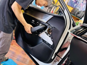 CX-60 マツダ純正 BOSE スピーカー交換　音質向上　センタースピーカー　ドアスピーカー　スコーカー　ミッドレンジ　ミッドベース　ツイーター　純正BOSE 純正ボーズ　Audible Physics Mercury Car Audio RAM2 70mm 80mm 2インチ 2.5インチ 3インチ　名古屋　ホットワイヤード　音調整　デッドニング　調音