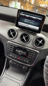 ベンツ純正ナビ　NTG4.5 NTG4.7 NTG5 NTG6 NTG5.0 NTG5S1 NTG5.1 カープレイ　後付け　ワイヤレス　CarPlay Android Auto ミラーリング　HDMI USB 映像入力 外部入力 AUX コーディング　インターフェース　iPhone APPLE Youtube ユーチューブ　動画再生　動画視聴　動画アプリ　プライムビデオ NETFLIX AMAZON