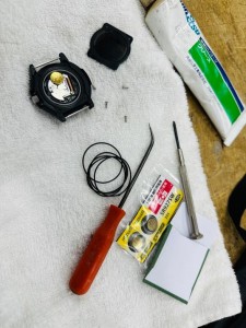 ルミノックス  LUMINOX 防水　シール交換　パッキン交換　シリコン　電池交換　オーバーホール　DIY トリチウム