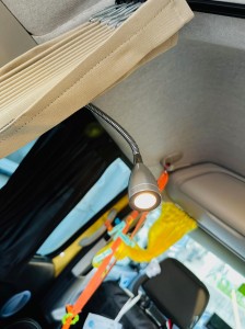 カングー　子育て　カスタム　キャンプ　キャンパー　車中泊　積載量　カーゴスペース　トランク　改造　ルームランプ　カーテン　赤ちゃん　カーオーディオ　HOT WIRED