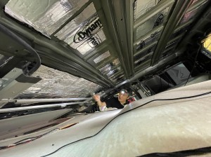 humme h2 デッドニング　調音施工　車内の快適化　静かにする　エアコンの効きを良くする　断熱処理　断熱材施工　ロードノイズ軽減　エアコンが弱い　stp シンサレート　