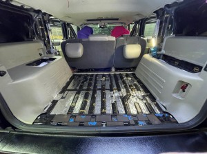 humme h2 デッドニング　調音施工　車内の快適化　静かにする　エアコンの効きを良くする　断熱処理　断熱材施工　ロードノイズ軽減　エアコンが弱い　stp シンサレート　