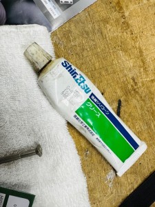 ルミノックス  LUMINOX 防水　シール交換　パッキン交換　シリコン　電池交換　オーバーホール　DIY トリチウム