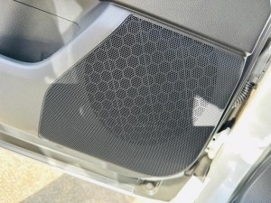 ランクル300 ランドクルーザー LX570 LEXUS MARK LEVINSON マークレビンソン　スピーカー交換　音質改善　音質向上　センタースピーカー　ドアスピーカー　ツイーター　カーオーディオ
