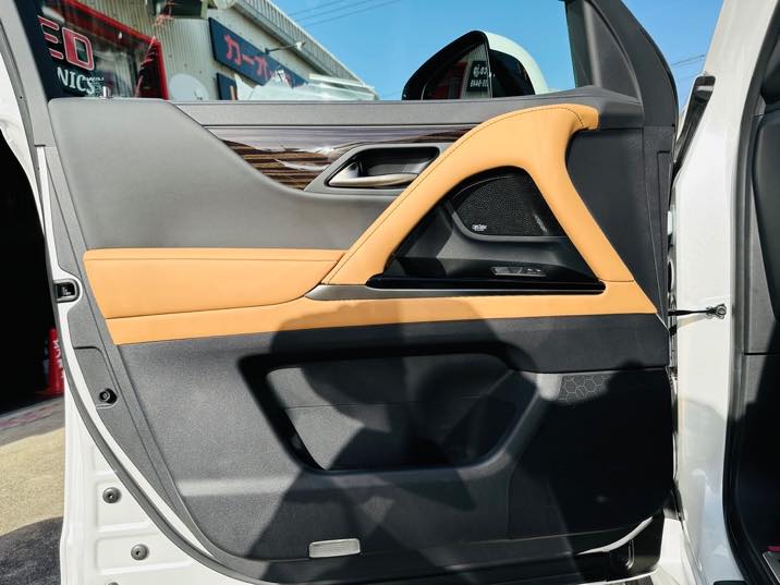 ランドクルーザー300/LEXUS LX570 純正マークレビンソンの音質改善のためのスピーカー交換のご紹介