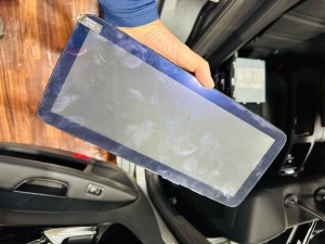 ベンツ純正ナビの修理のご紹介：音声が出ない、ブラックアウト、再起動を繰り返す、電源が落ちる、アンドロドナビ　NTG4.5