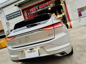 シトロエン　ds プジョー　純正ナビ　カーオーディオ スピーカー交換　センタースピーカー　ツイーター　CarPlay デッドニング　調音施工　Audible Physics Mercury Car Audio 純正focal focal フォーカル　純正プレミアムカーオーディオ　HOT WIRED ホットワイヤード　アンドロイド　Android Ai Box Android Auto リアモニター　外部モニター　Netflix プライムビデオ　フォーカル focal medea