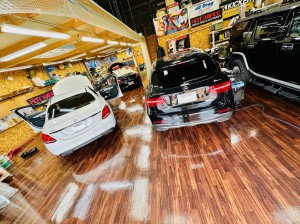カーオーディオ専門店　ホットワイヤード　HOT WIRED 名古屋　ベンツ　ds4 シトロエン　カープレイ　後付け　ワイヤレス　スピーカー交換