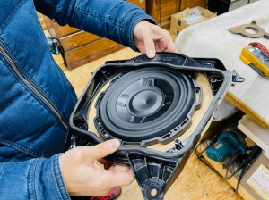 ボーズ　ハーマンカードン　マークレビンソン　BOSE B&W B&O カーオーディオ　音質改善　音質向上　スピーカー交換　DSP サブウーハー　Audible Physics Mercury Car Audio HOT WIRED ホットワイヤード　アウディ　AUDI S8 A8 A7 S7 A6 A4 ツイーター　サブウーハー　ROCKFORD