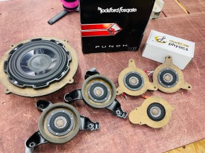 ボーズ　ハーマンカードン　マークレビンソン　BOSE B&W B&O カーオーディオ　音質改善　音質向上　スピーカー交換　DSP サブウーハー　Audible Physics Mercury Car Audio HOT WIRED ホットワイヤード　アウディ　AUDI S8 A8 A7 S7 A6 A4 ツイーター　