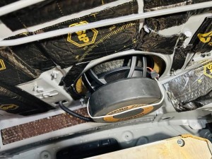 レクサス純正マークレビンソン  ウーハー　サブウーハー  交換　重低音　音質　改善　向上　低音　鬱陶しい　もっさりした低音　HOT WIRED MARK LEVINSON LS500 LS600 IS ES RX LX NX CS カーオーディオ  純正ナビ　LEXUS 名古屋　トランク　デッドニング　リアトレー　サラウンドスピーカー　スピーカー交換