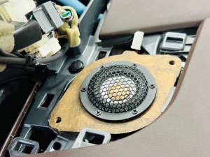 LEXUS レクサス　マークレビンソン　純正ナビ　スピーカー交換　リアドア　サラウンド　音質改善　音質向上　24スピーカー　MARK LEVINSON Audible Physics Mercury Car Audio ホットワイヤード