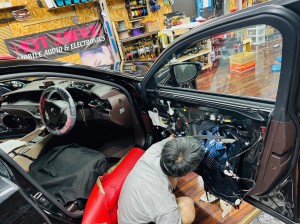 レクサス　マークレビンソン　センタースピーカー　ダッシュボード　スピーカー交換　音質改善　音質向上　mark levinson Audible Physics Mercury Car Audio HOT WIRED lexus LC500 LS500 LS600 LX LS RX IS GS NX 純正ナビ