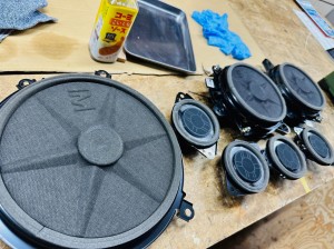 LEXUS レクサス　マークレビンソン　純正ナビ　スピーカー交換　リアドア　サラウンド　音質改善　音質向上　24スピーカー　MARK LEVINSON Audible Physics Mercury Car Audio ホットワイヤード
