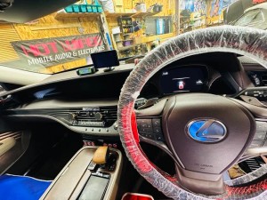 レクサス　Lexus mark Levinson マークレビンソン ウーハー サブウーハー スピーカー交換　音質改善　音質向上　低音　リアトレイ　HOT WIRED Mercury Car Audio Audible Physics 8インチ　薄型ウーハー