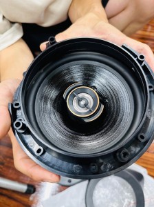 ハーレー　スピーカー　オーディオ　大きな音で聴きたい　スピーカー交換　Bluetooth ワイヤレス　CarPlay HARLEY CVO ツーリングモデル　4スピーカー　6スピーカー　スピーカー交換　オーディオ取付　バイクオーディオ　モーターサイクル　BMW 爆音　大音量　HOT WIRED ホットワイヤード　HAMMER TECH アンプ　デッキ　交換　防水　パワーアンプ　Mercury Car Audio ROCKFORD