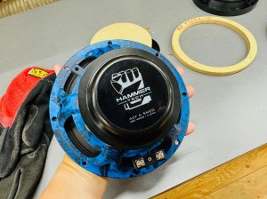 ハーレー　スピーカー　オーディオ　大きな音で聴きたい　スピーカー交換　Bluetooth ワイヤレス　CarPlay HARLEY CVO ツーリングモデル　4スピーカー　6スピーカー　スピーカー交換　オーディオ取付　バイクオーディオ　モーターサイクル　BMW 爆音　大音量　HOT WIRED ホットワイヤード　HAMMER TECH アンプ　デッキ　交換　防水　パワーアンプ　Mercury Car Audio ROCKFORD